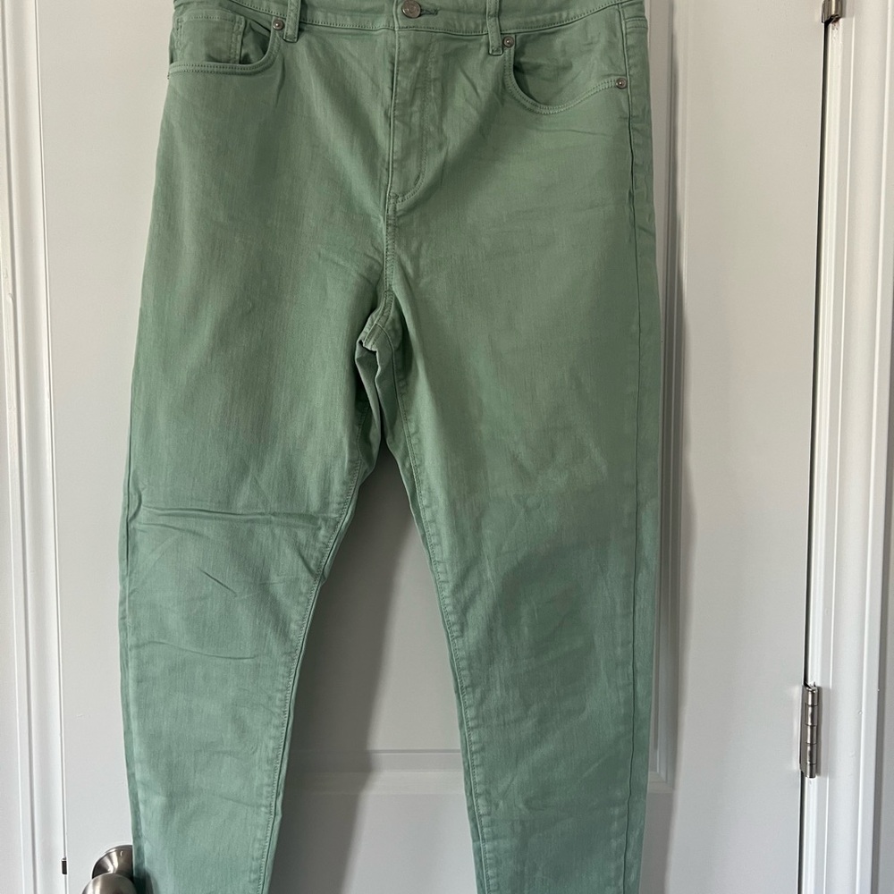 LOFT Green Skinny Jeans Modern Fit